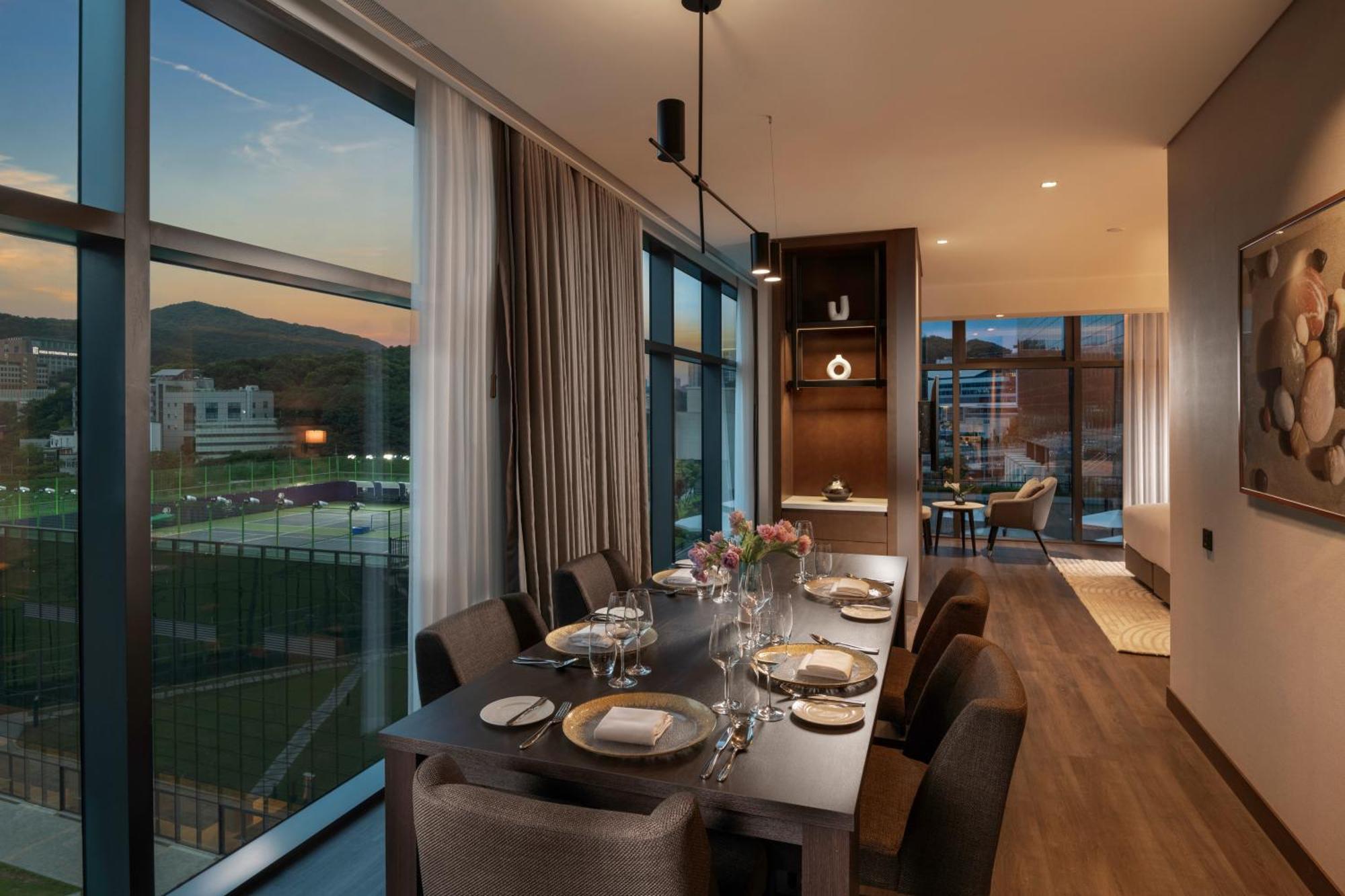 Doubletree By Hilton Seoul Pangyo Residences Сеонгнам Екстериор снимка