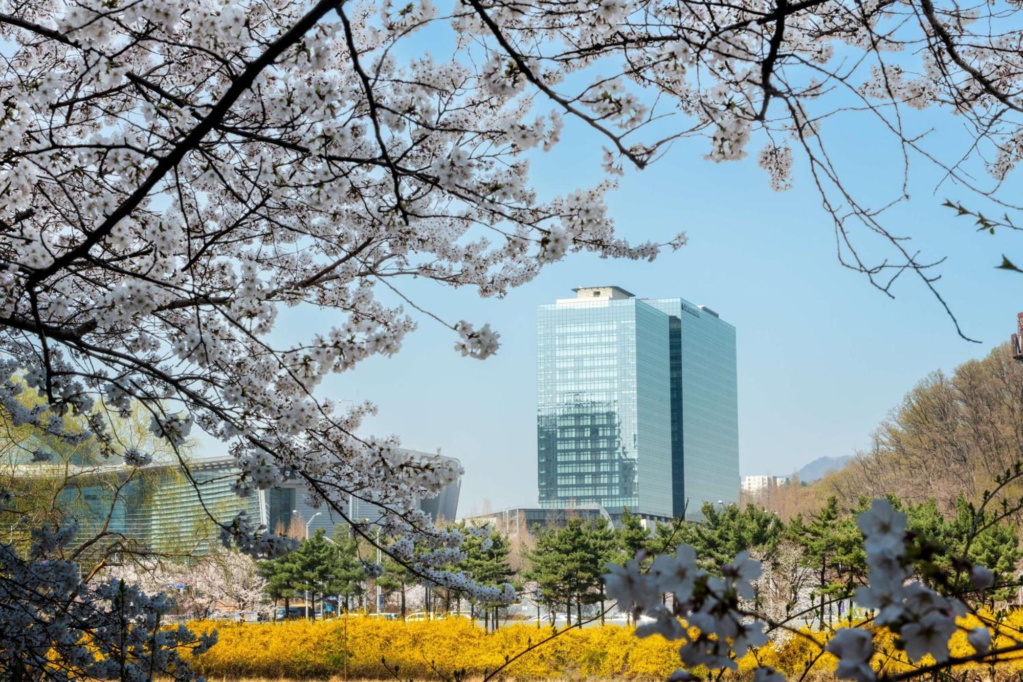 Doubletree By Hilton Seoul Pangyo Residences Сеонгнам Екстериор снимка