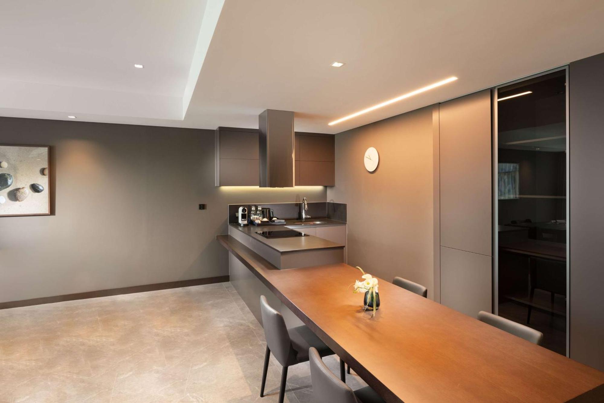 Doubletree By Hilton Seoul Pangyo Residences Сеонгнам Екстериор снимка